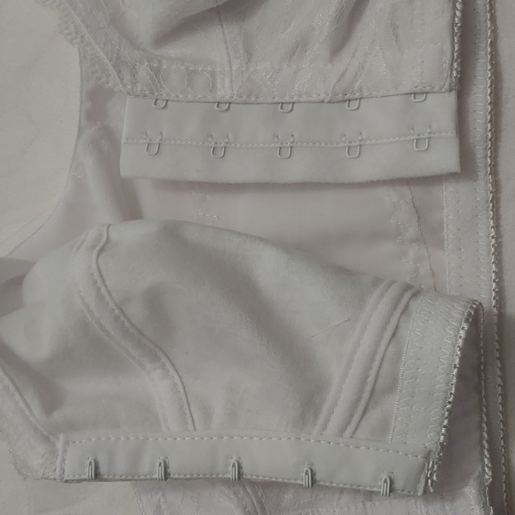 Plusform Women's Size 34C Front Close Bra, NWT - Picture 4 of 8